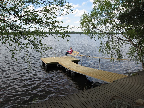 Brygga Rentukka flytbrygga DX 1-4-6 med r&auml;cken, b&auml;nk och badstege